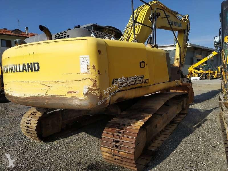 Escavatore New Holland