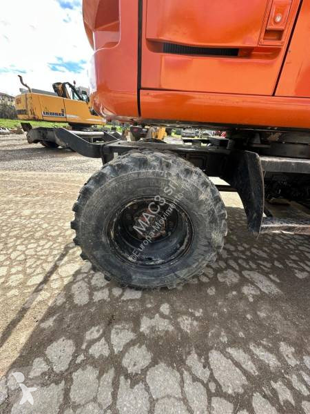 Escavatore Hitachi