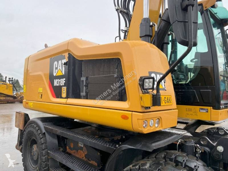 Escavatore Caterpillar F