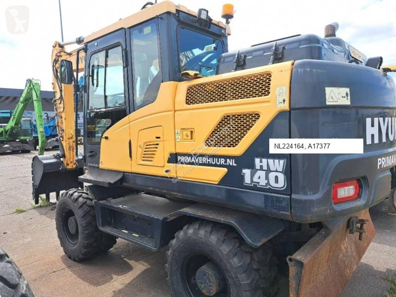 Excavadora Hyundai HW140