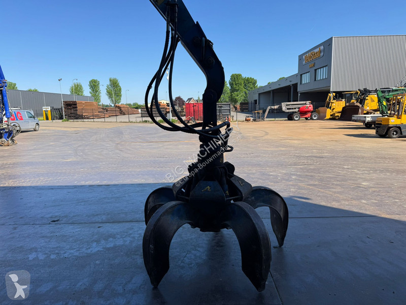 Grua Fuchs MHL 250 E