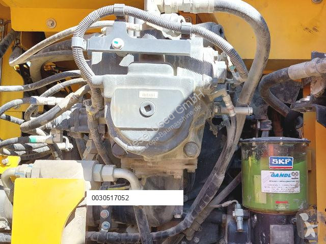 Lopatový nakládač Komatsu HB365LC-3