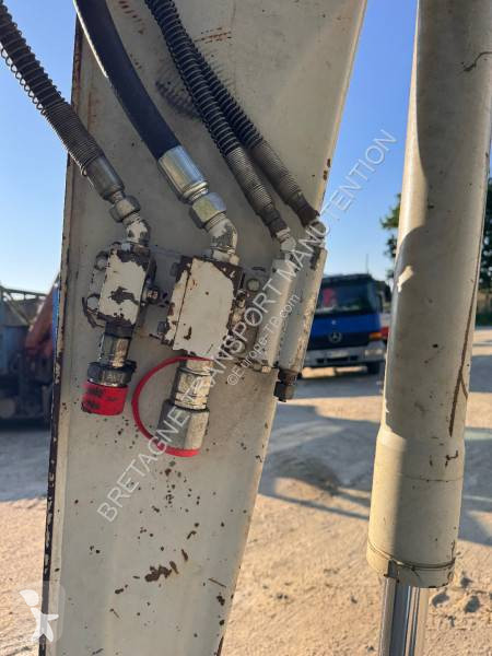 Escavadora Takeuchi
