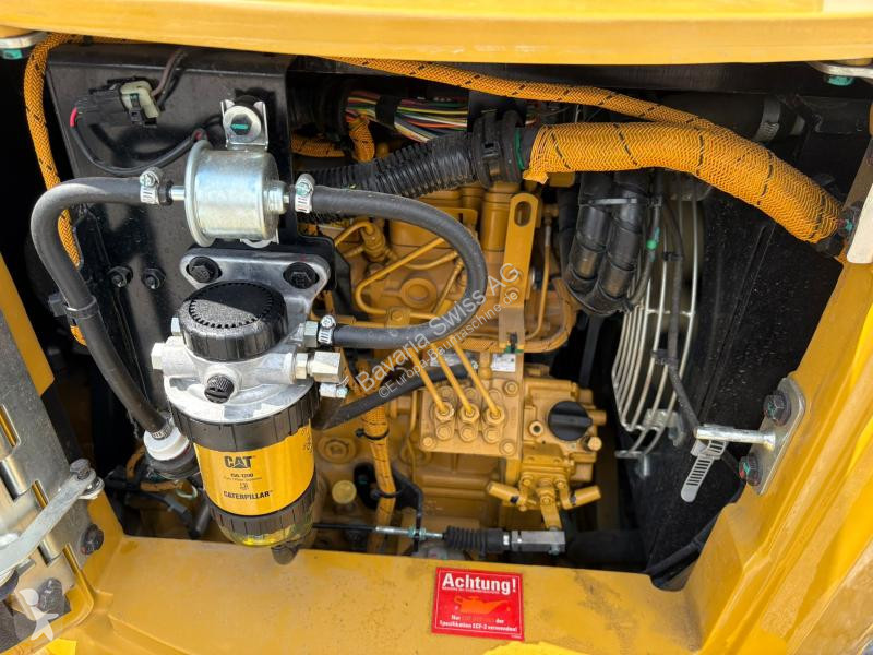 Excavadora Caterpillar 3035 CR