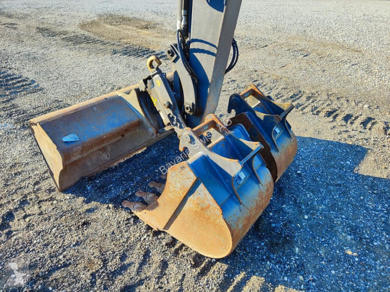 Lopatový nakládač Volvo ECR50F