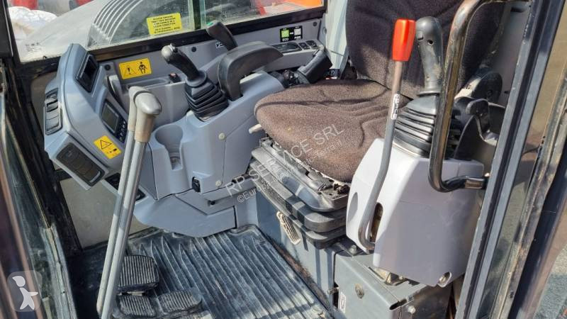 Escavatore Kubota KX080-4