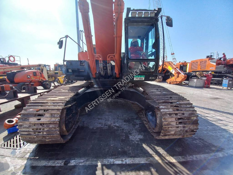 Graafmachine Hitachi -5G (Abu Dhabi)