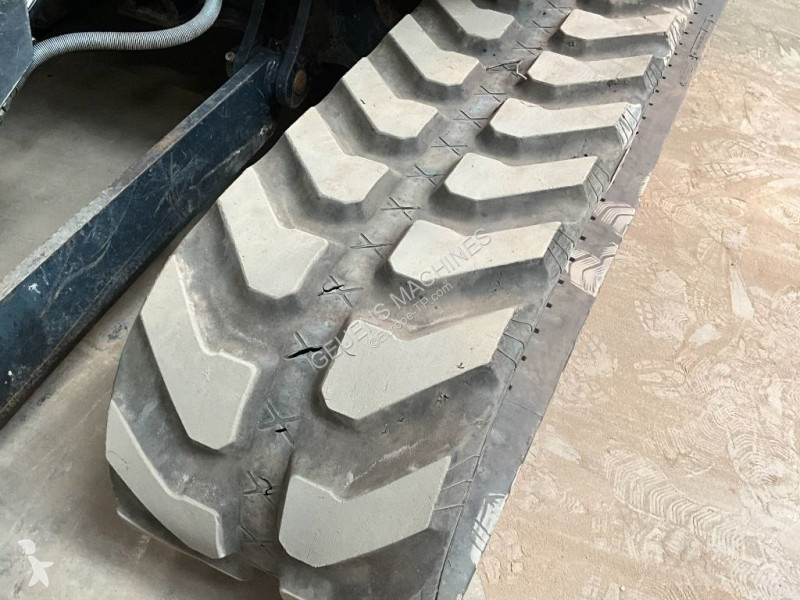Escavatore Kubota 057-4