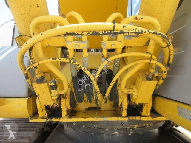 Escavatore New Holland