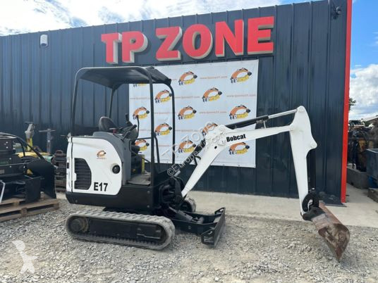 Lopatový nakládač Bobcat e17 à 13 900 € ht