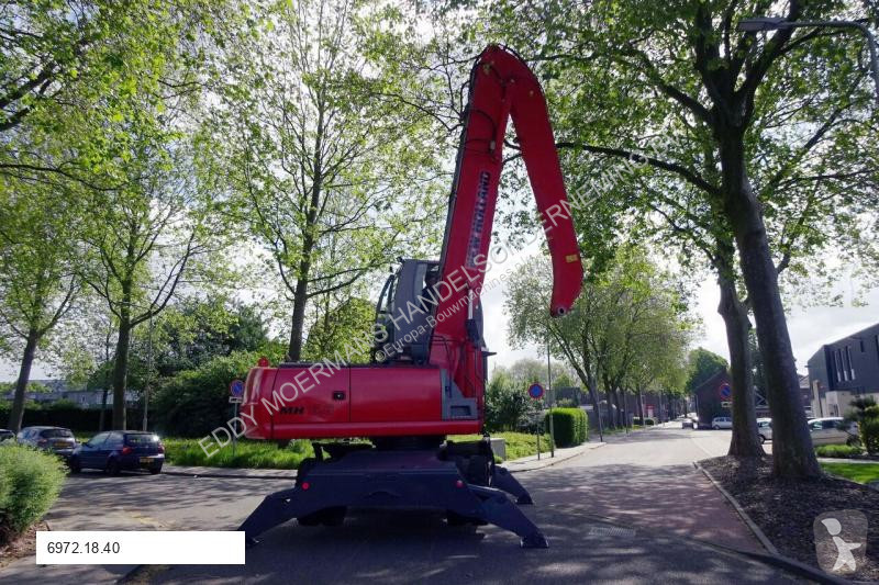 جرافة New Holland MH 6.6 With Generator For Magnet