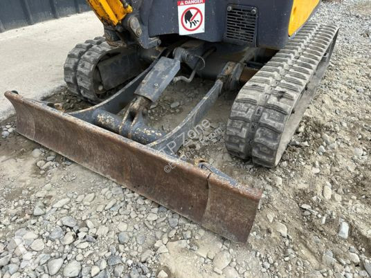 Skovl Yanmar sv18 à 14500 € ht
