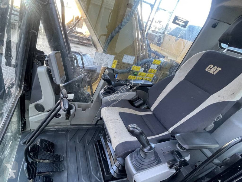 Excavator Caterpillar 2012 CE