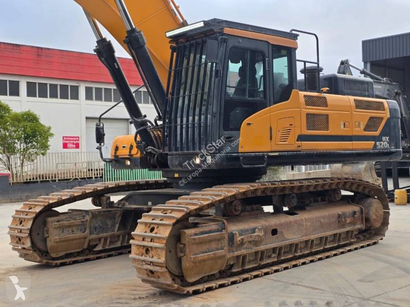 Escavadora Hyundai HX 520 L