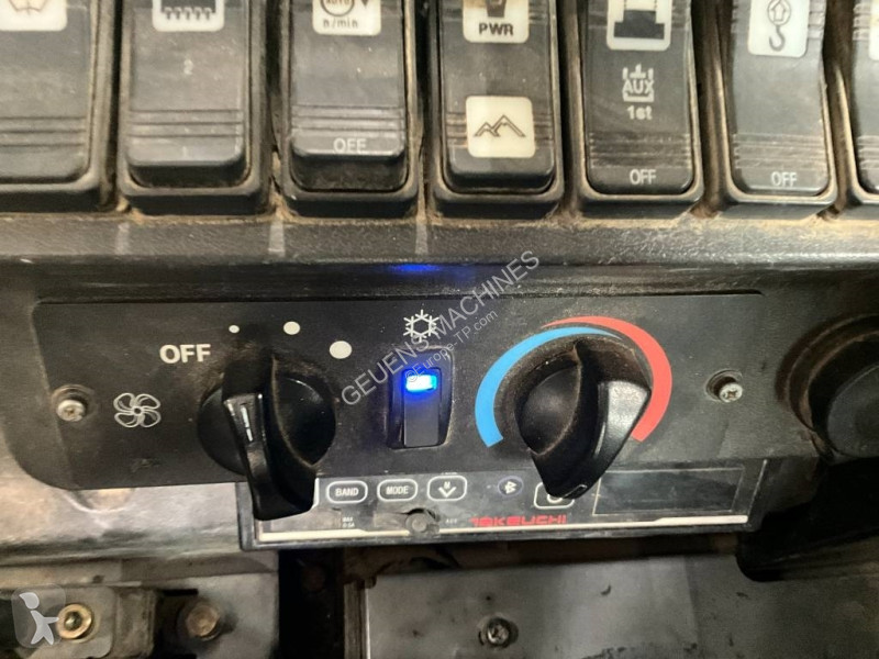 Escavadora Takeuchi 280