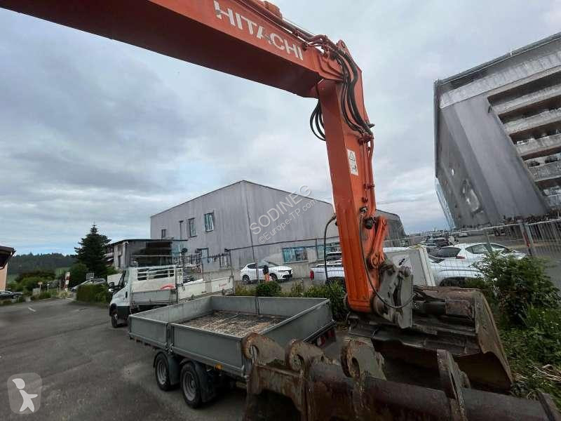 Escavadora Hitachi ZX225USLC-3