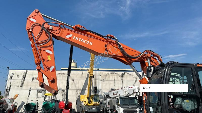 Escavatore Hitachi ZX220W-7