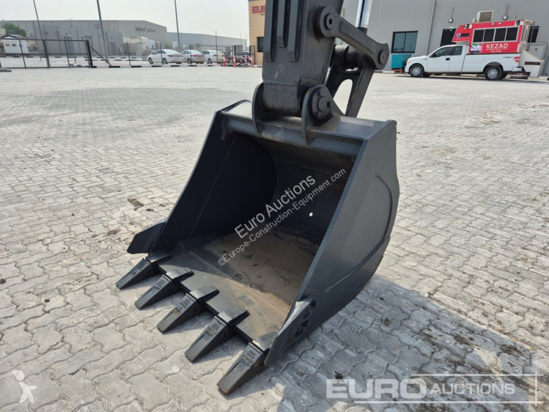جرافة Hyundai R215L