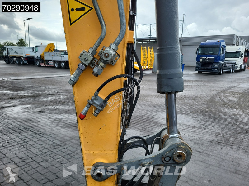 Excavadora Liebherr R922 Litronic