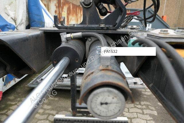 Escavadora  KM 332, Steinzange, Drehservo