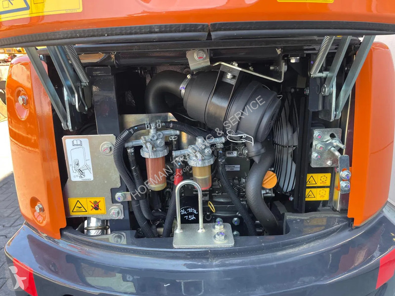 Escavadora Hitachi ZX19-6