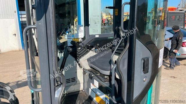 Escavadora Kobelco SK28SR-6F Minibagger...