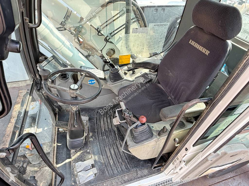 Lopatový nakládač Liebherr A918 Compact - 4...
