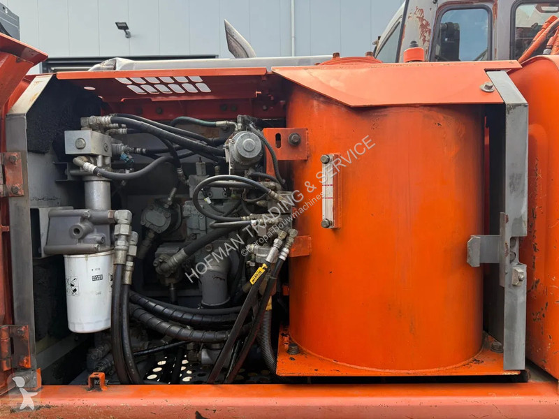 Skovl Hitachi