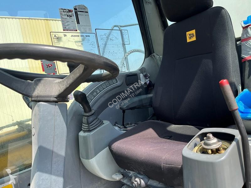 Escavatore JCB