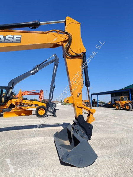 Excavadora Case