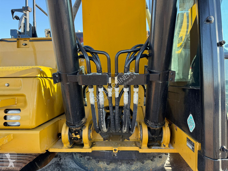 Graafmachine Caterpillar 326FL