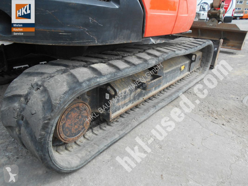 Escavadora Kubota KX 080-4