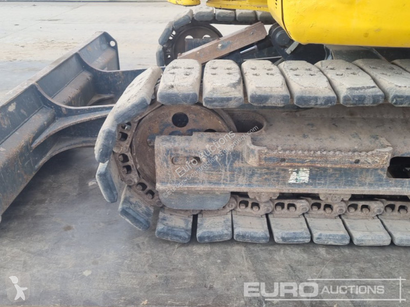جرافة Komatsu PC80MR-5