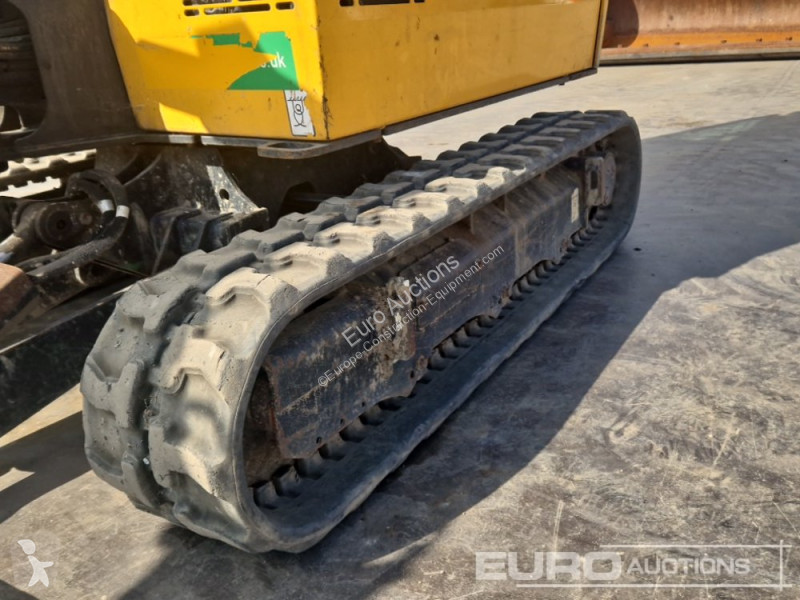Escavatore JCB 16C-1