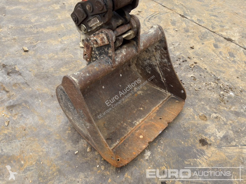 جرافة Kubota U27-4