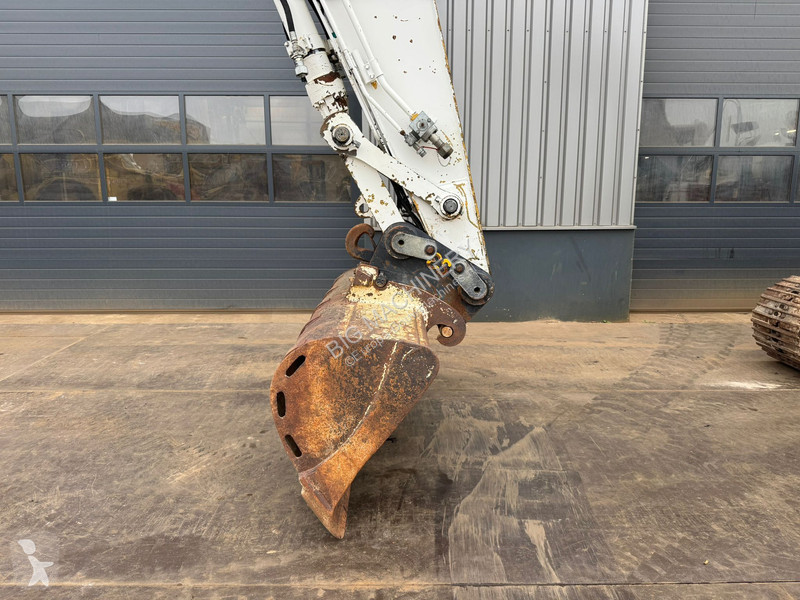 Escavatore Caterpillar
