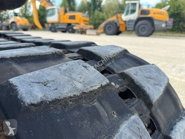 Excavator Hyundai Robex 55-7