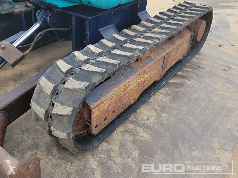 Escavatore Kubota K-020