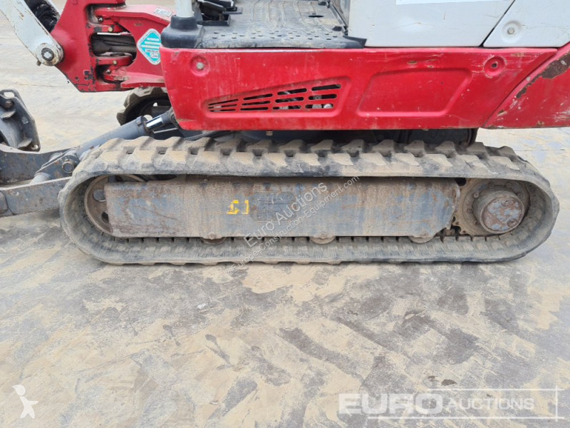 Escavadora Takeuchi TB216