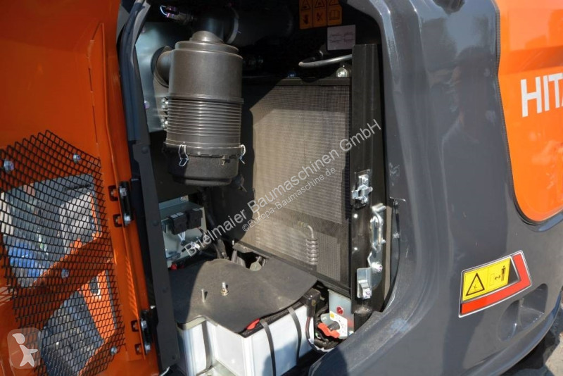 Escavadora Hitachi ZX 95 USB-7