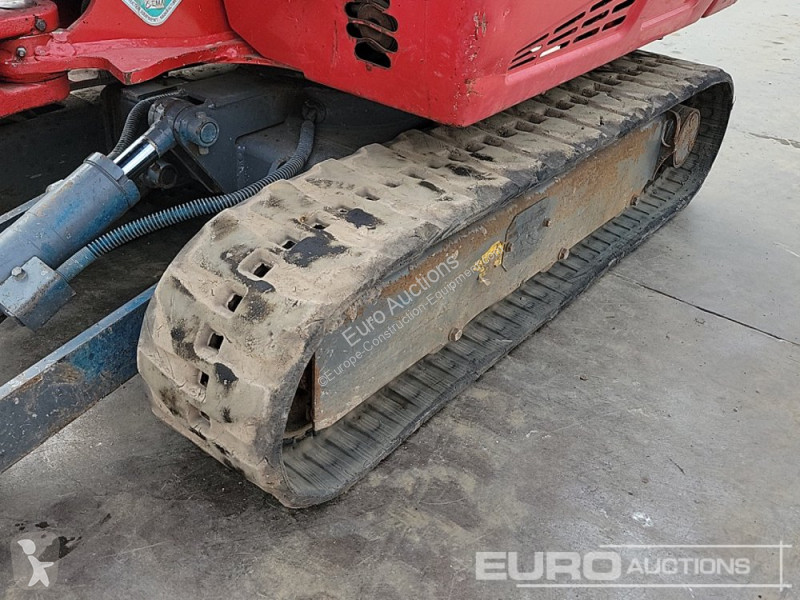 Escavadora Takeuchi TB216
