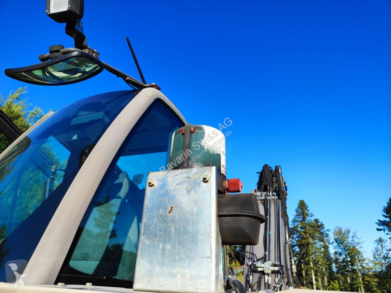 Excavator Mecalac