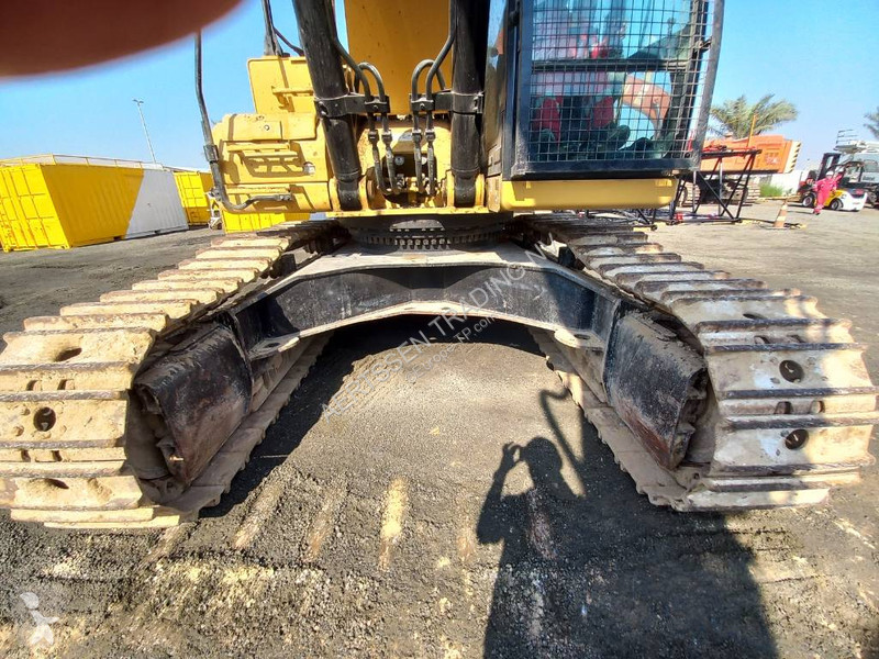 Excavator Caterpillar 350 (Abu Dhabi)