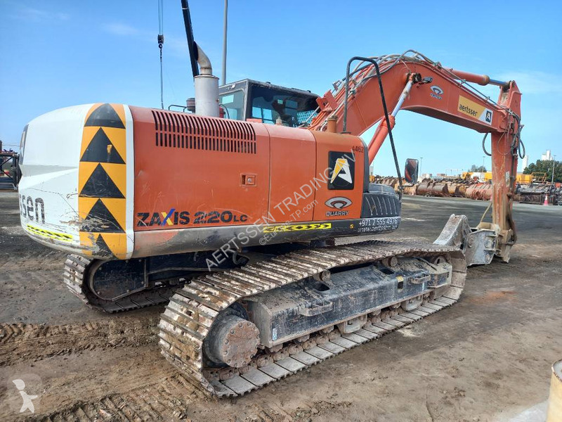 Graafmachine Hitachi ZX220LC (Abu Dhabi)