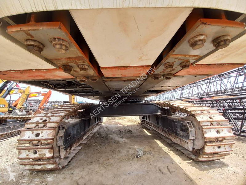 Excavator Hitachi Longreach 28m (Abu Dhabi)