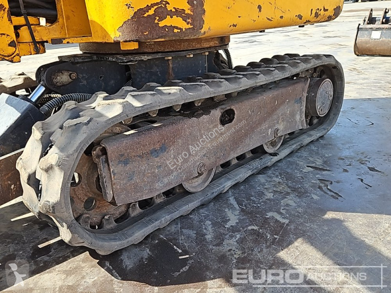Lopatový nakládač JCB