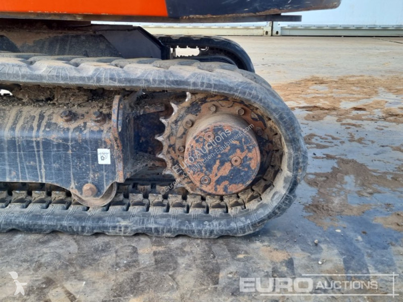 Lopatový nakládač Kubota KX037-4