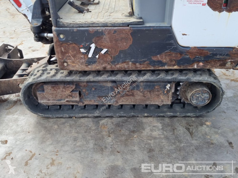 Lopatový nakládač Bobcat E17