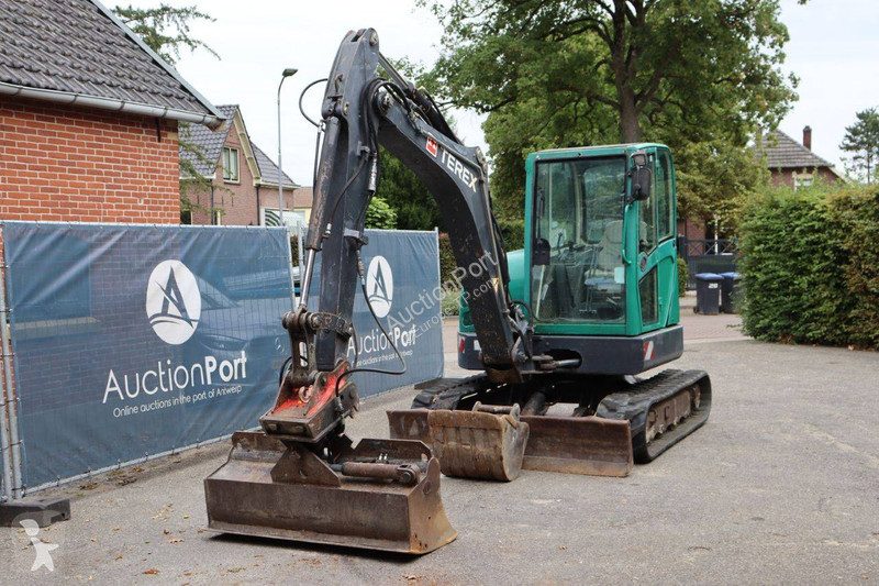 Excavator Terex