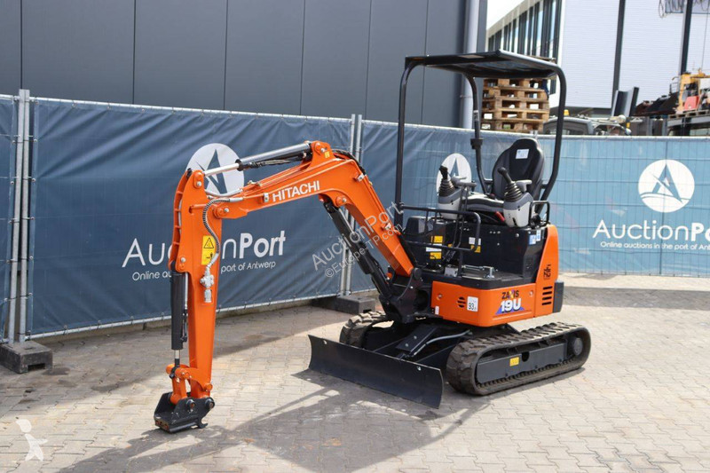 Escavadora Hitachi ZX19U-6 YR